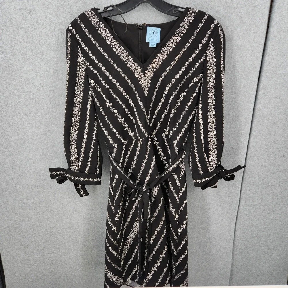 CeCe‎ Tie Belt Sleeve V Neck Floral Chain Short Black Dress Womens Size 2